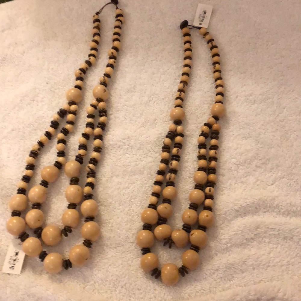 Double strand brown and cream necklace.